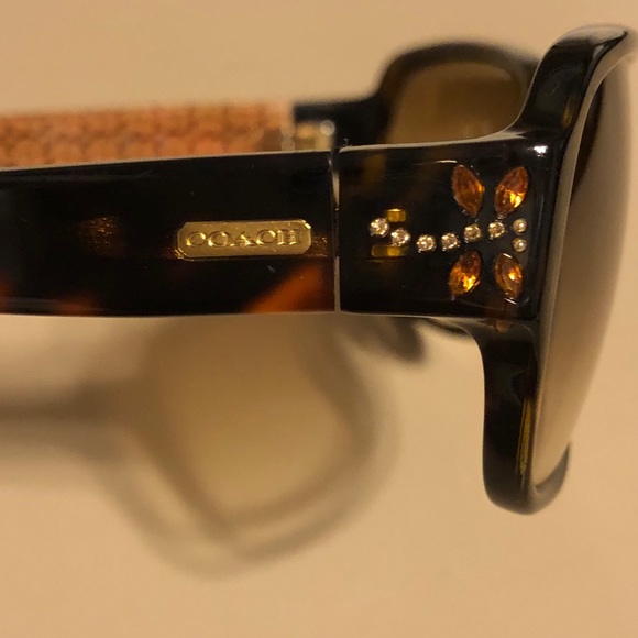🛑SOLD Authentic Coach Eva sunglasses - Picture 2 of 5